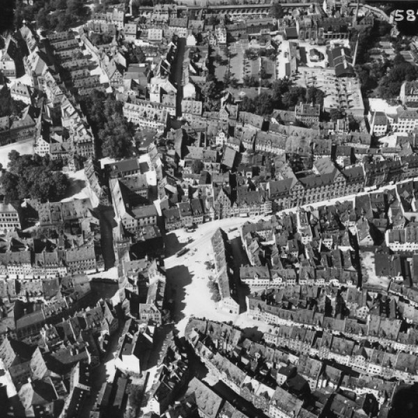 Nürnberg a bombázás előtt....
